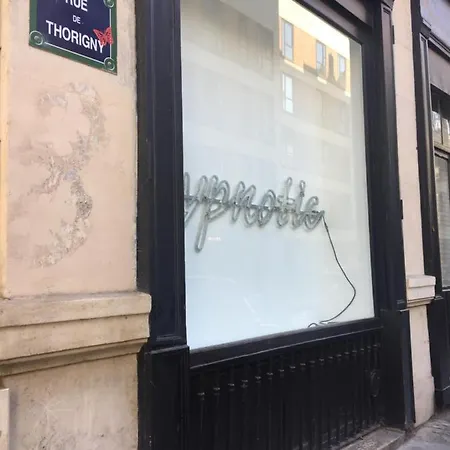 Studette Marais Musee Picasso * Paryż